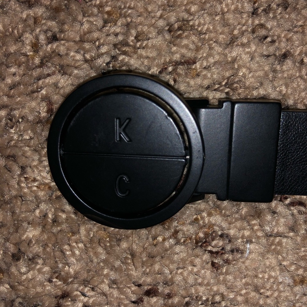 kenneth cole belt